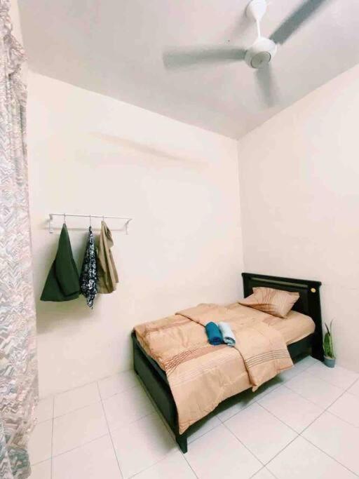 Spacious Cozy Lakeville Homestay 4 Bedrooms All With Aircond Seri Iskandar Buitenkant foto